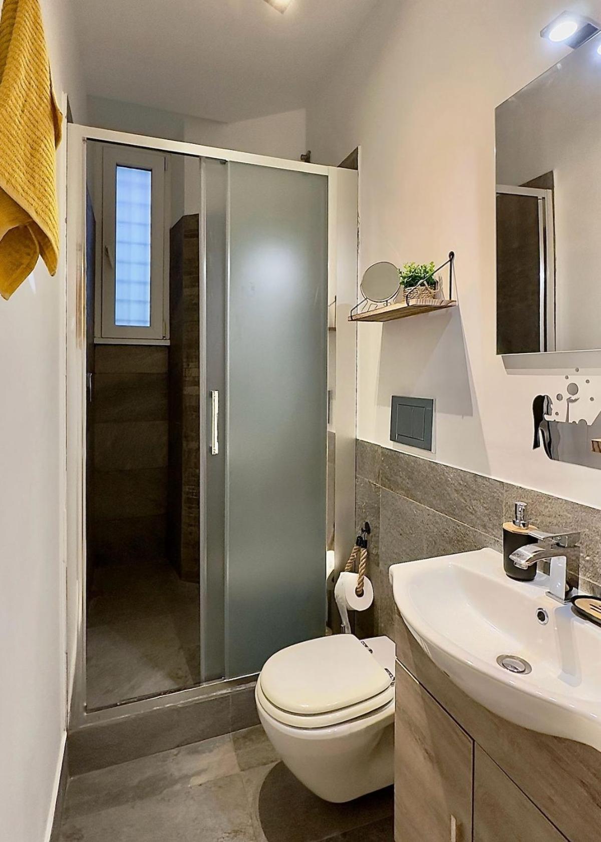 Apartment Maloma Fronte Metro A *